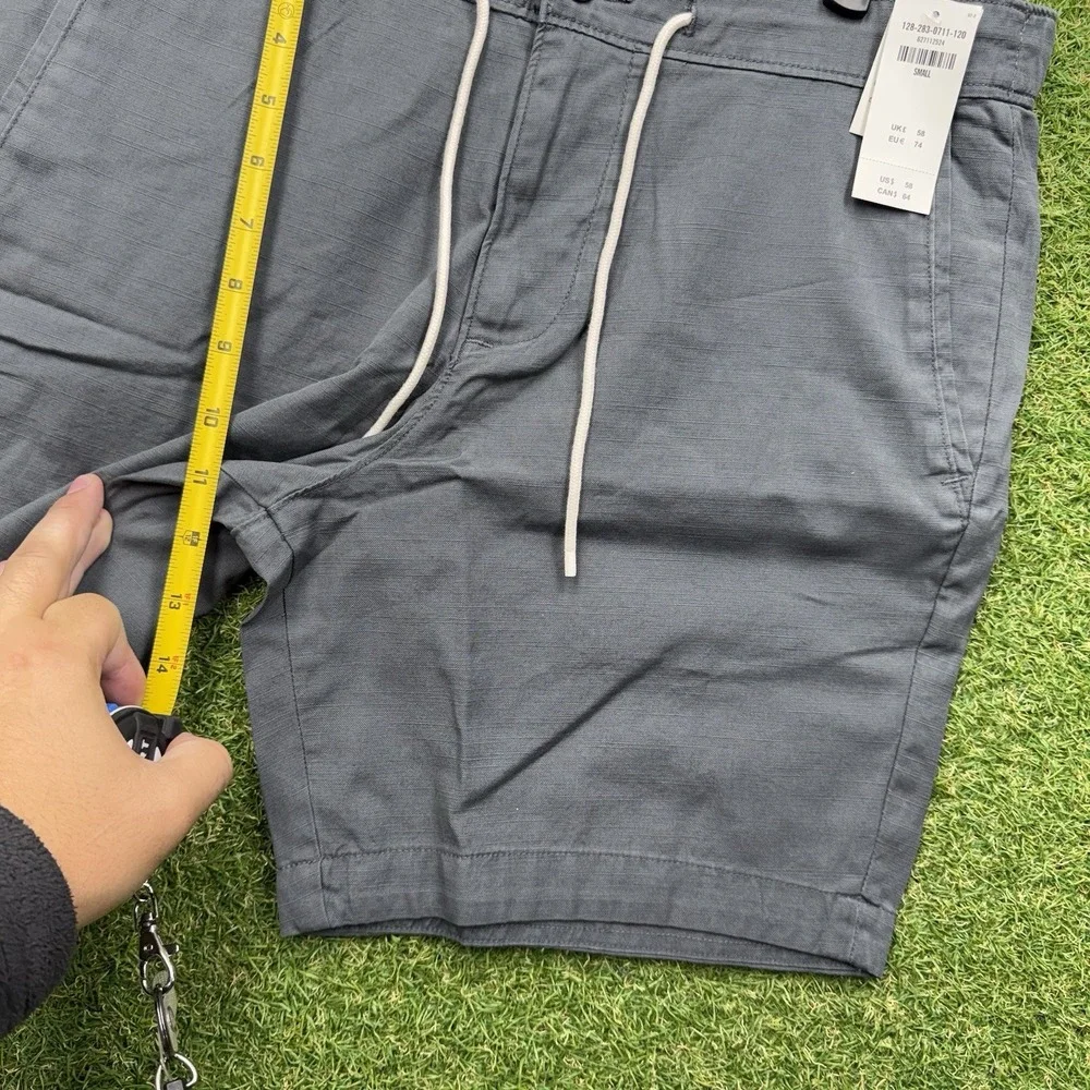 Abercrombie Shorts Mens Small Grey Pull On Drawstring Performance Tech NWT